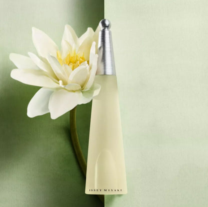 Issey Miyake L'eau D'issey Eau de Toilette Spray 50ml