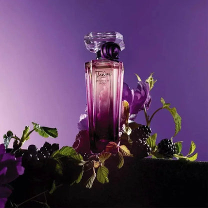 Thierry Mugler Thiéron Midnight Rose Eau de Parfum bottle with blackberries and purple flowers
